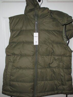 New Nitzana Women's Puffer Vest Quilted Sleeveless 4 Pockets Stand Collar Hood